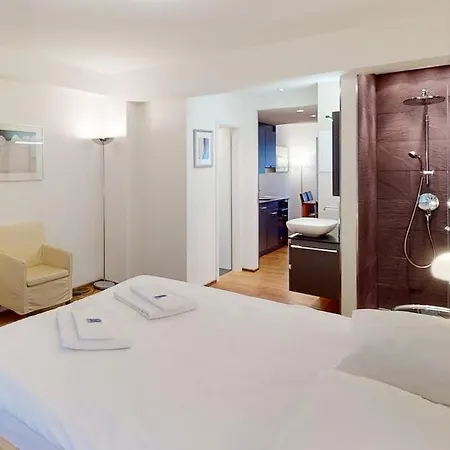 Charming 1bd Flat In The Old Town - Uz 16 *