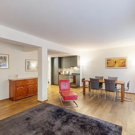 Charming 1bd Flat In The Old Town - Uz 16 公寓